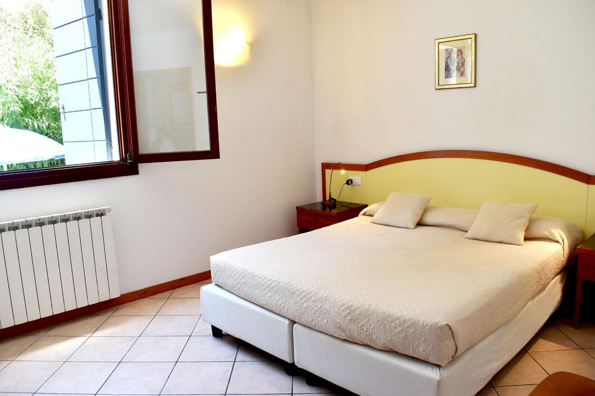 Ilios Aparthotel 3*