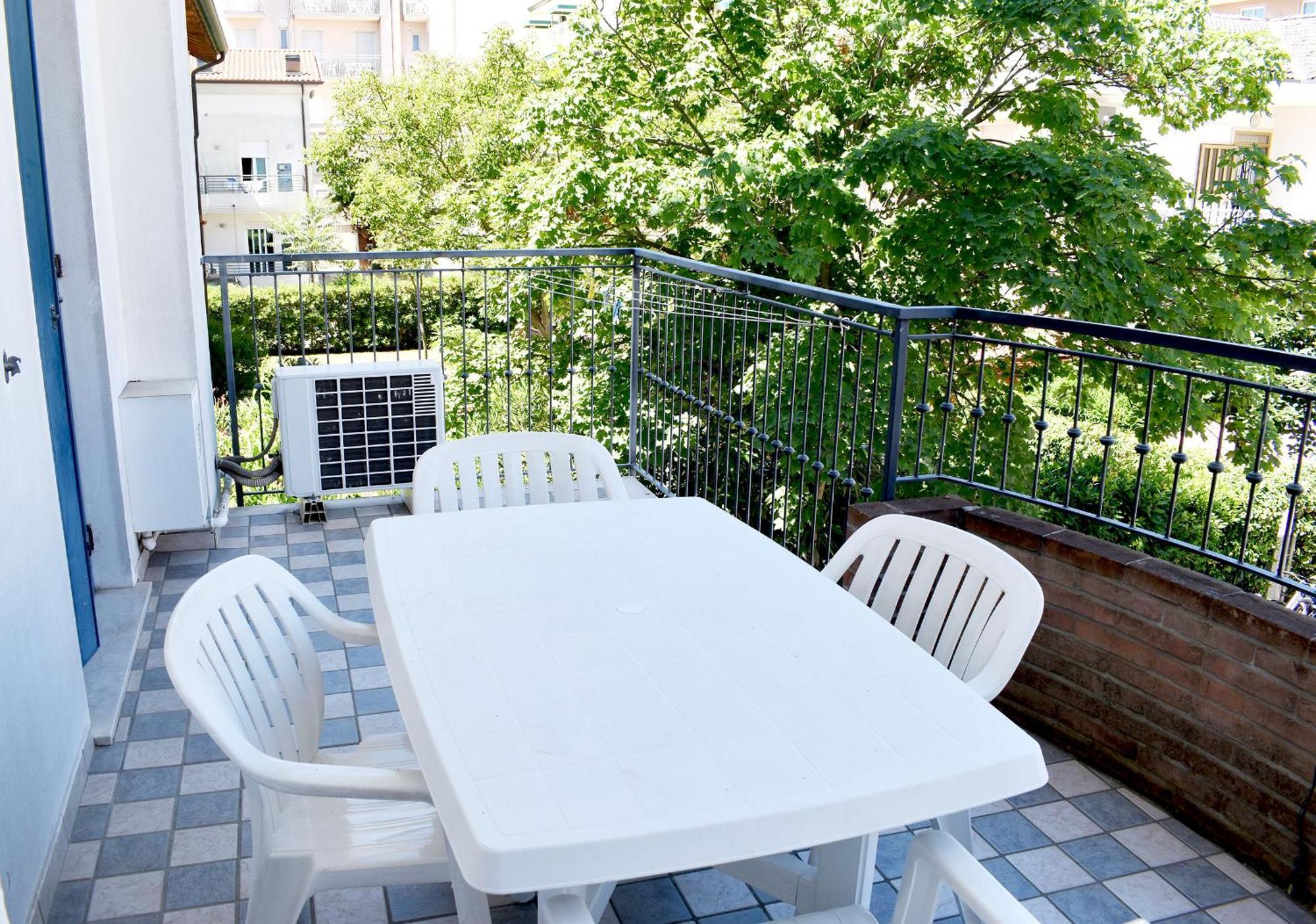 Ilios Aparthotel 3*